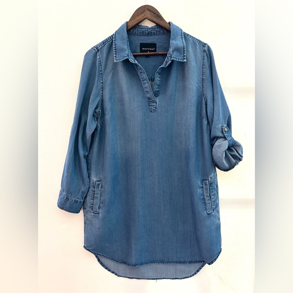 Velvet Heart Chambray Tunic Top Medium Blue Denim Pullover Shirt Casual Boho - Picture 3 of 7